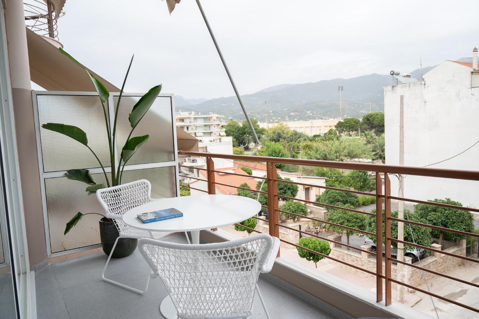 Infinity Blue Next To The Sea Apartment Kalamata Exterior photo